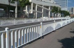 公路围栏设置怎么样规范化？